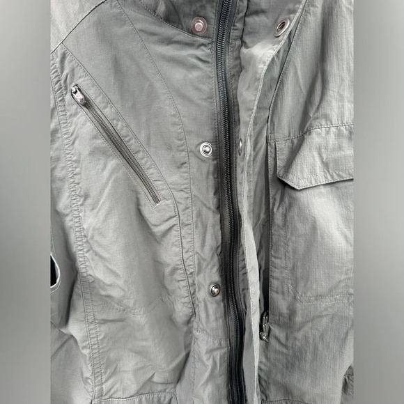 Columbia Omni Shade Sun Protection Mens L Green Vest Layer Outdoor Vented - Picture 9 of 11